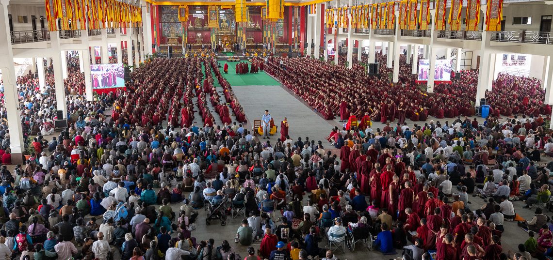 Дээрхийн гэгээн жил бүрийн өвлийн ном хаялцах мэтгэлцээнд оролцов.
