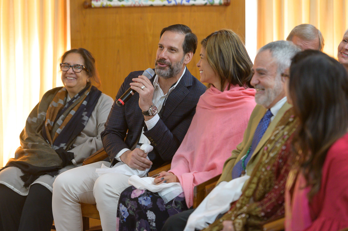 Уулзалтанд оролцогсод Дээрхийн Гэгээнтэн Далай Ламаас асуулт асуув. Энэтхэг, ХП, Дарамсала. 2019.02.11. Гэрэл зургийг Тэнзин Чойжор