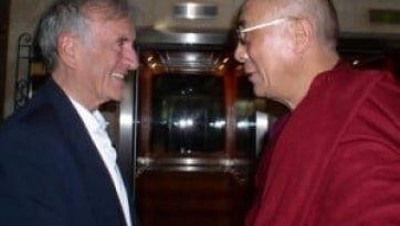 Далай лам Йорданд болох Нобелийн шагналтнуудын хоёр дахь уулзалтад уригдав.