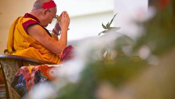 Дээрхийн гэгээн Далай лам Төвөдийн  ард түмэнд сар шинийн мэнд дэвшүүлэв.