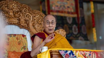 "Бодьсадвын явдалд орохуй" - Эхний өдөр