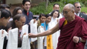 Дээрхийн гэгээн Далай лам Висконсины Мэдисон хотод, 2010 оны 5 дугаар сарын 15