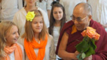 Энх тайван дэлхий ертөнцийг бүтээхэд залуучуудын хувь нэмрийн талаар...