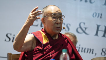 Ювраж Кришаны дурсгалд зориулсан анхдугаар лекц