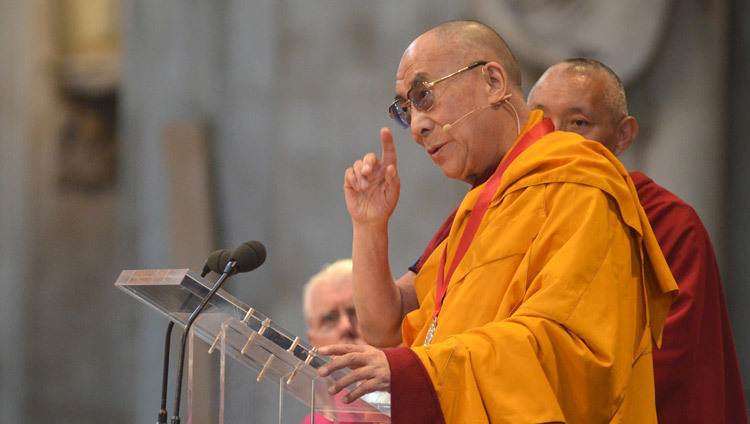 His Holiness the Dalai Lama speaking at the Templeton Prize award ceremony at St Pauls Cathedral in London, UK on May 14, 2012. (Photo by Graham Lacdao)