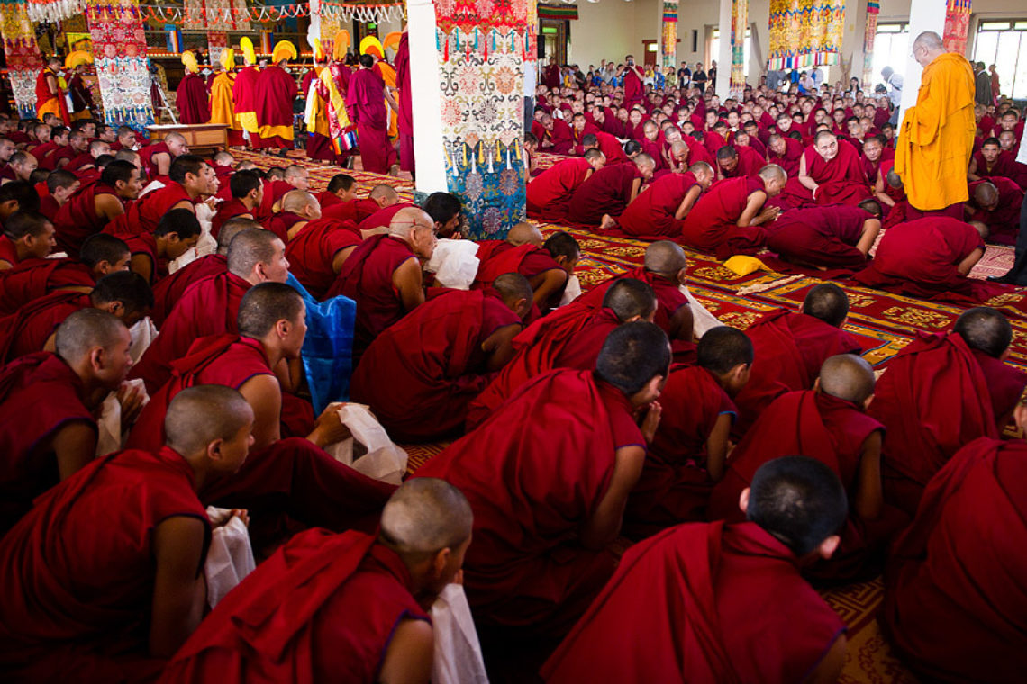 Day 2 2 Hh Arriving At Drepung Gomang To Examine The Monks Debate