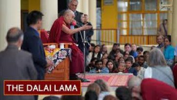 Дарамсалад зочилж буй жуулчдад хандан айлдвар айлдлаа