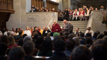 Олон шашны Энх тайвны төлөөх залбирал