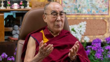 Дээрхийн Гэгээнтэн Далай Ламын лагшин мэндэлсэн өдрийн мэндчилгээ