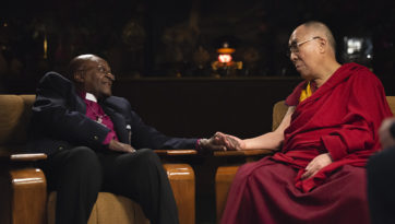 Арчбишоп Десмонд Тутуд төрсөн өдрийн баярын мэнд хүргэв.